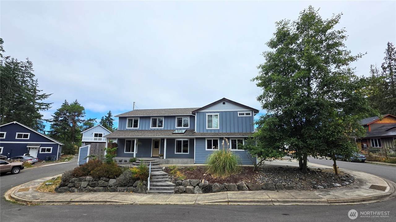 408 Eddy Court - Photo 1