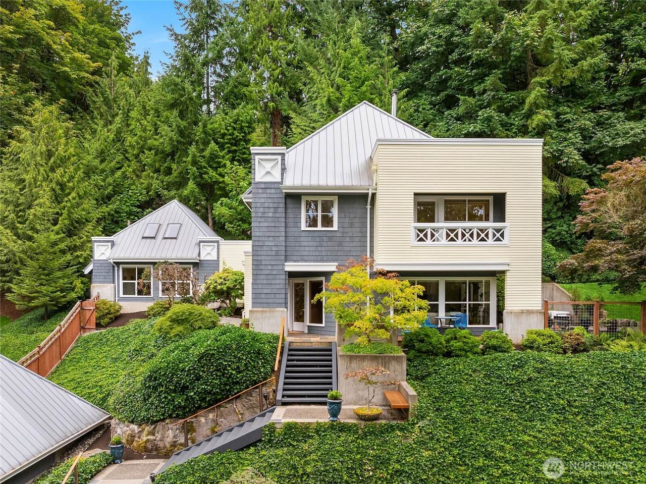 8027 Hidden Cove Road - Photo 1