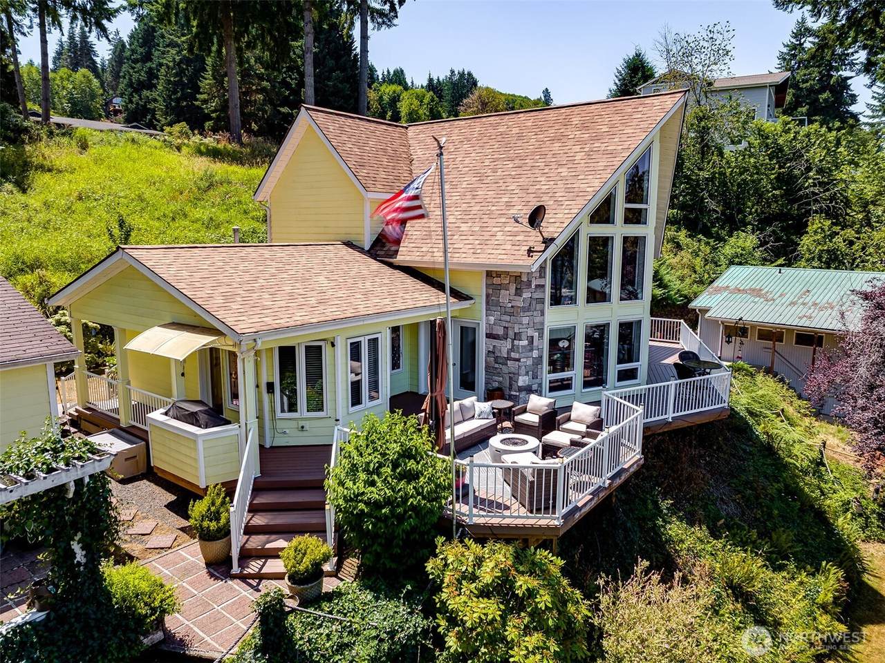 103 Lakeside Drive - Photo 1