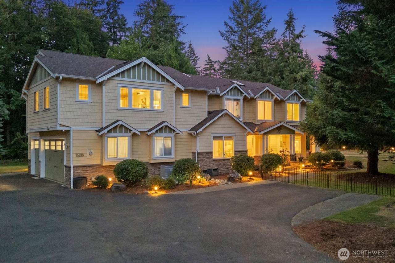 16218 195th Street - Photo 1