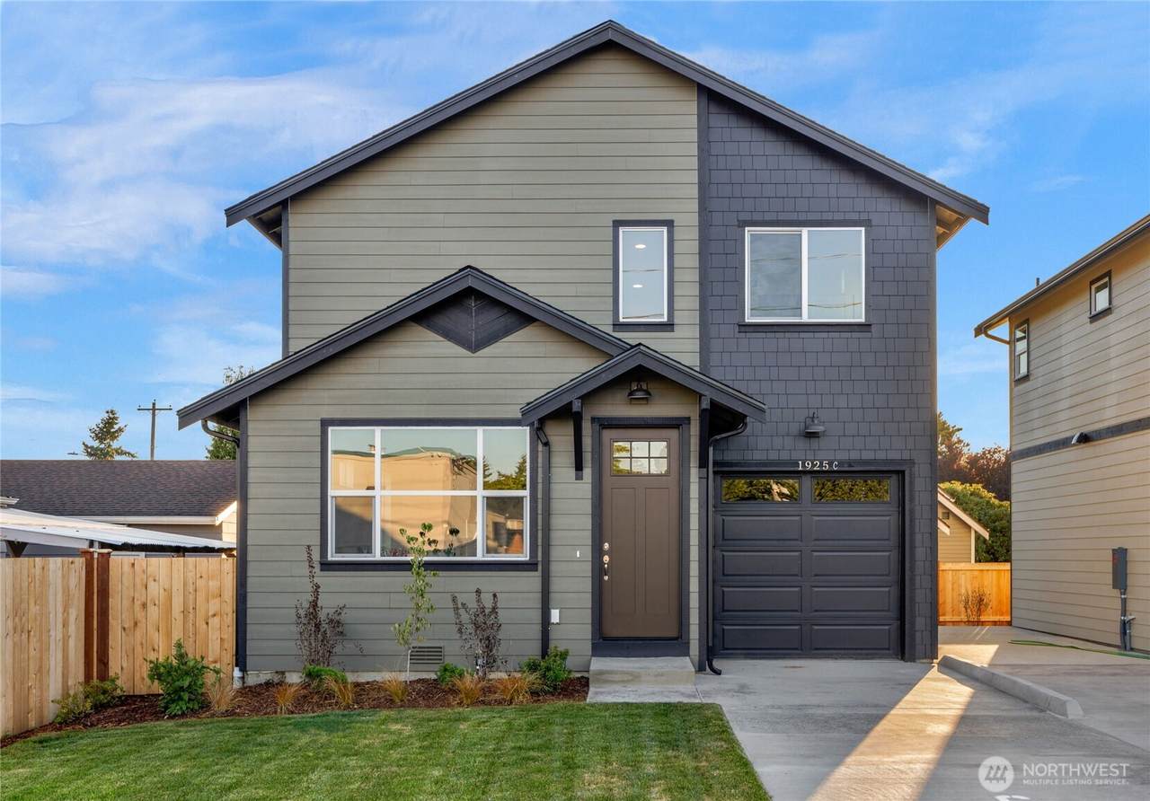 1925 Lombard Avenue - Photo 1