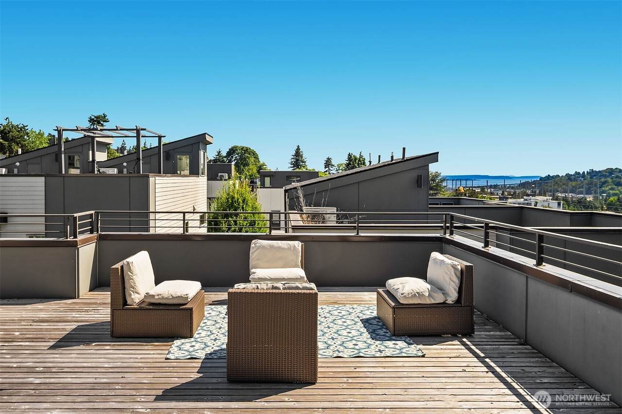3252 14th Avenue - Photo 1