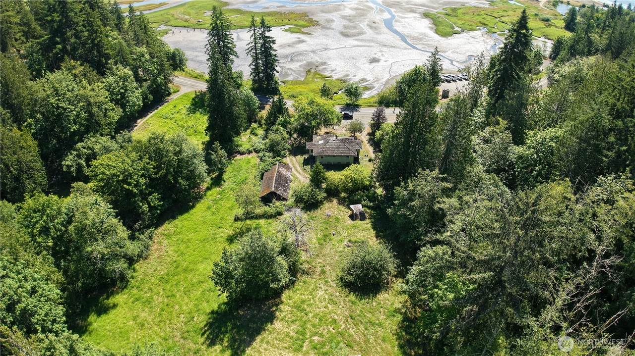 1030 Linger Longer Road - Photo 1