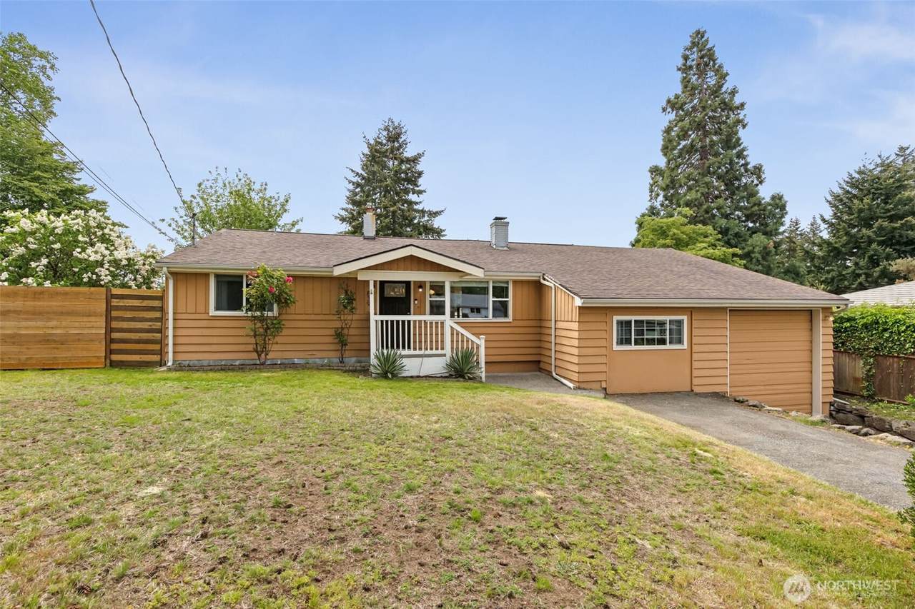 839 126th Street - Photo 1