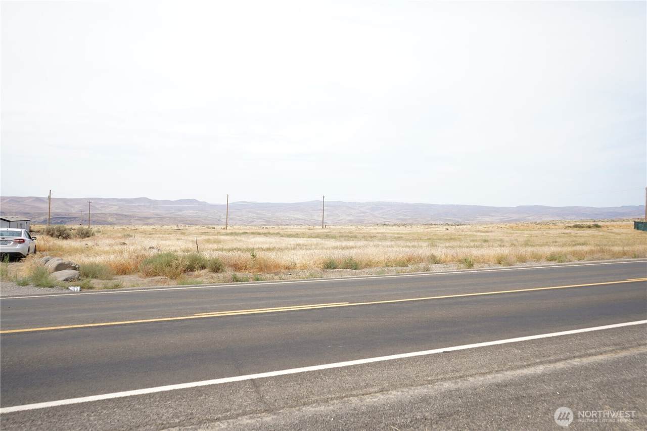 2596 Silica Rd - Photo 1