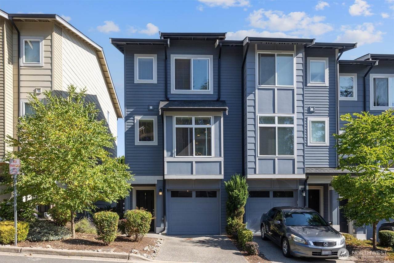 19403 7th Avenue - Photo 1