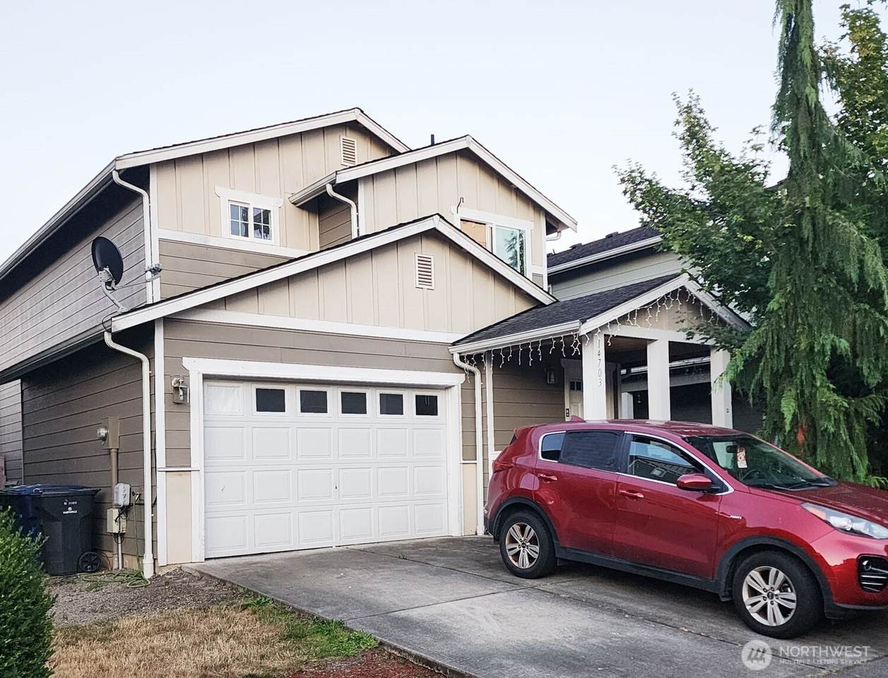14703 46th Avenue - Photo 1