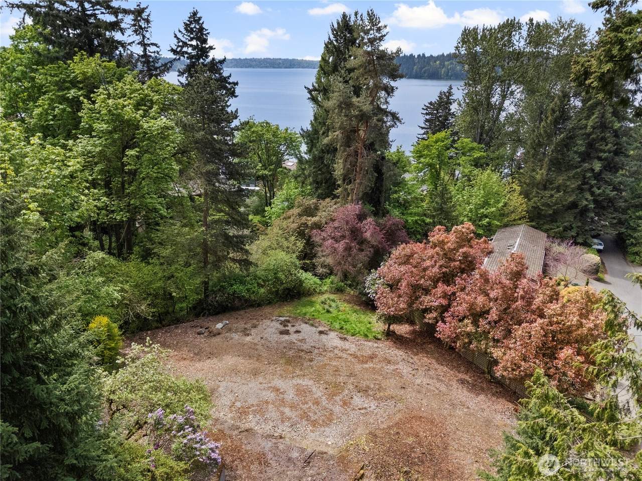 4150 Boulevard Place - Photo 1