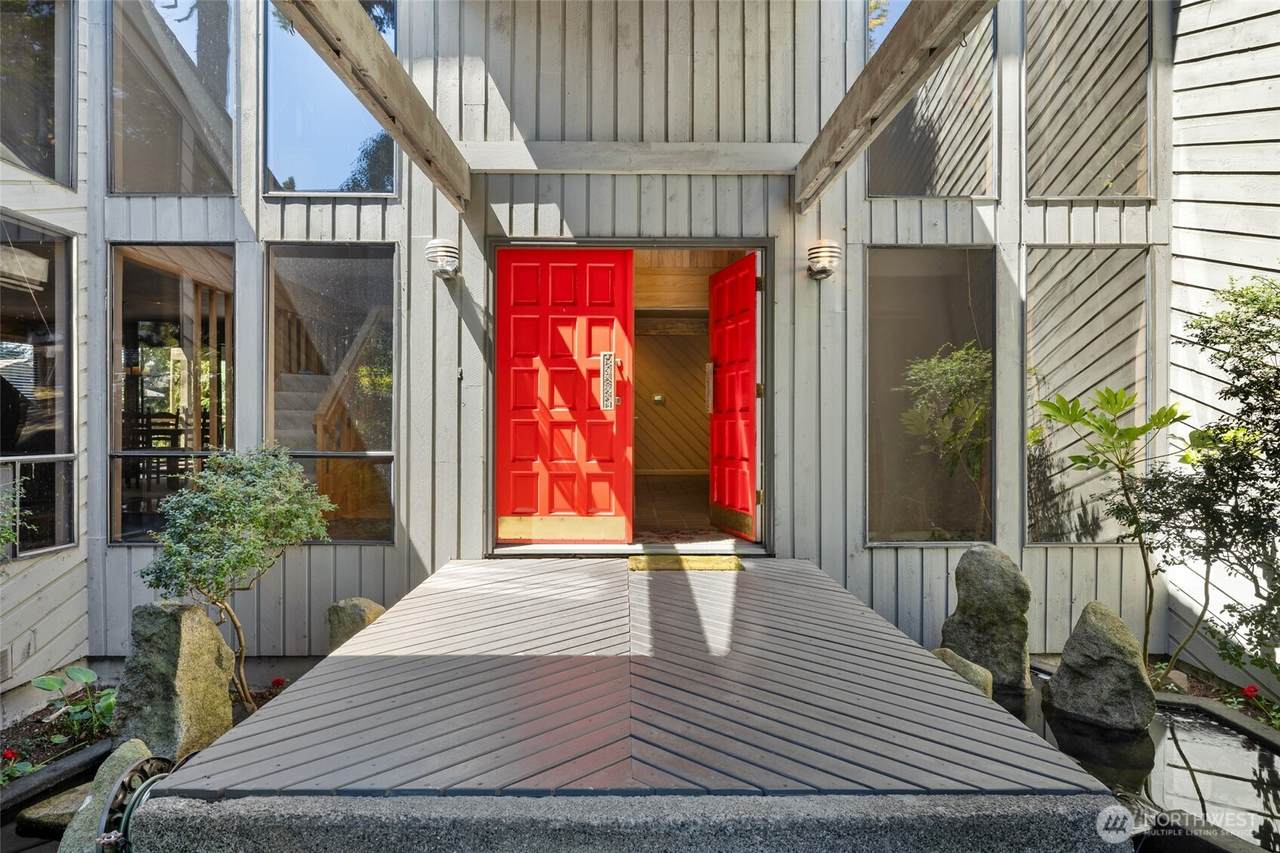 32643 39th Place - Photo 1