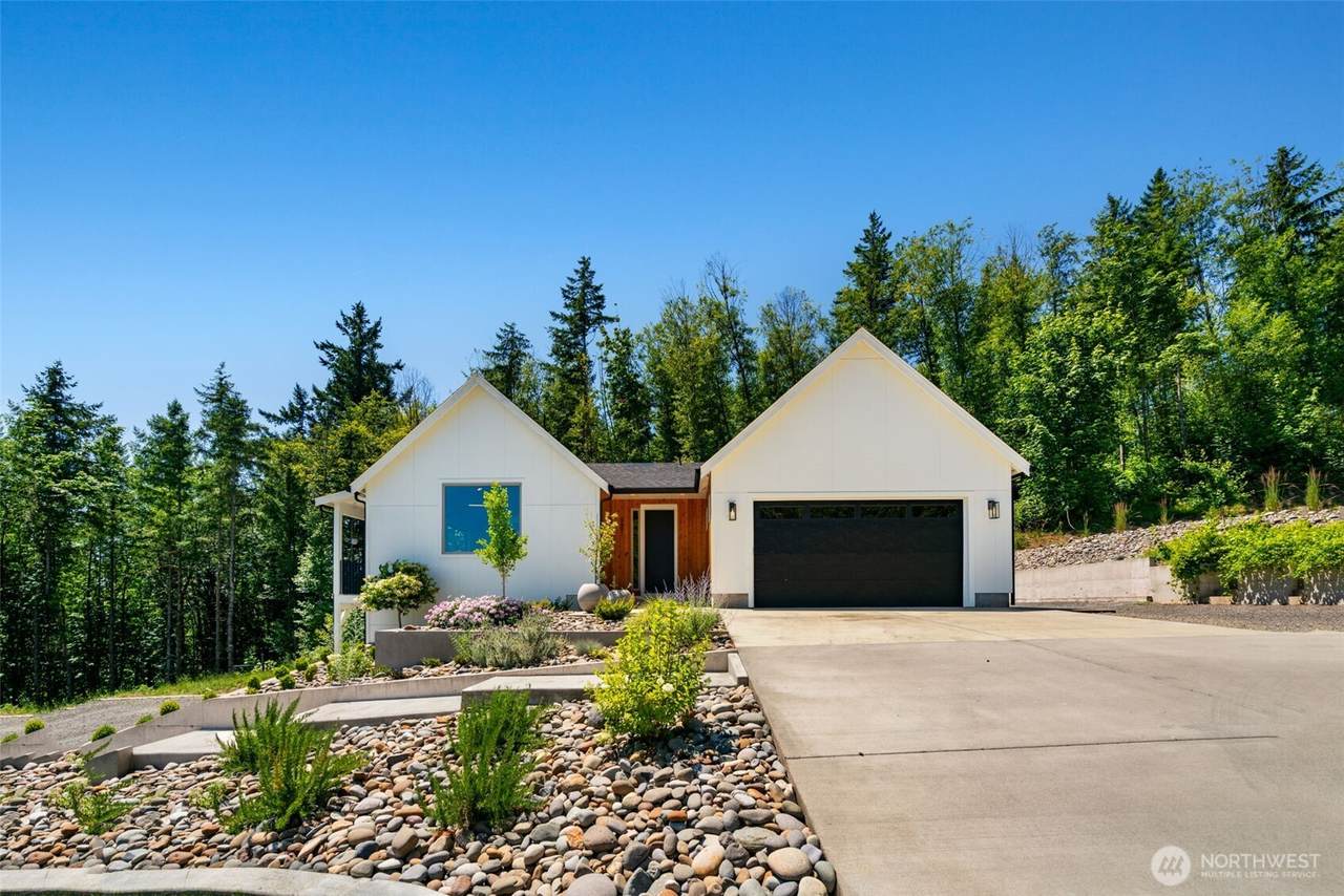 5601 Lewis River Road - Photo 1
