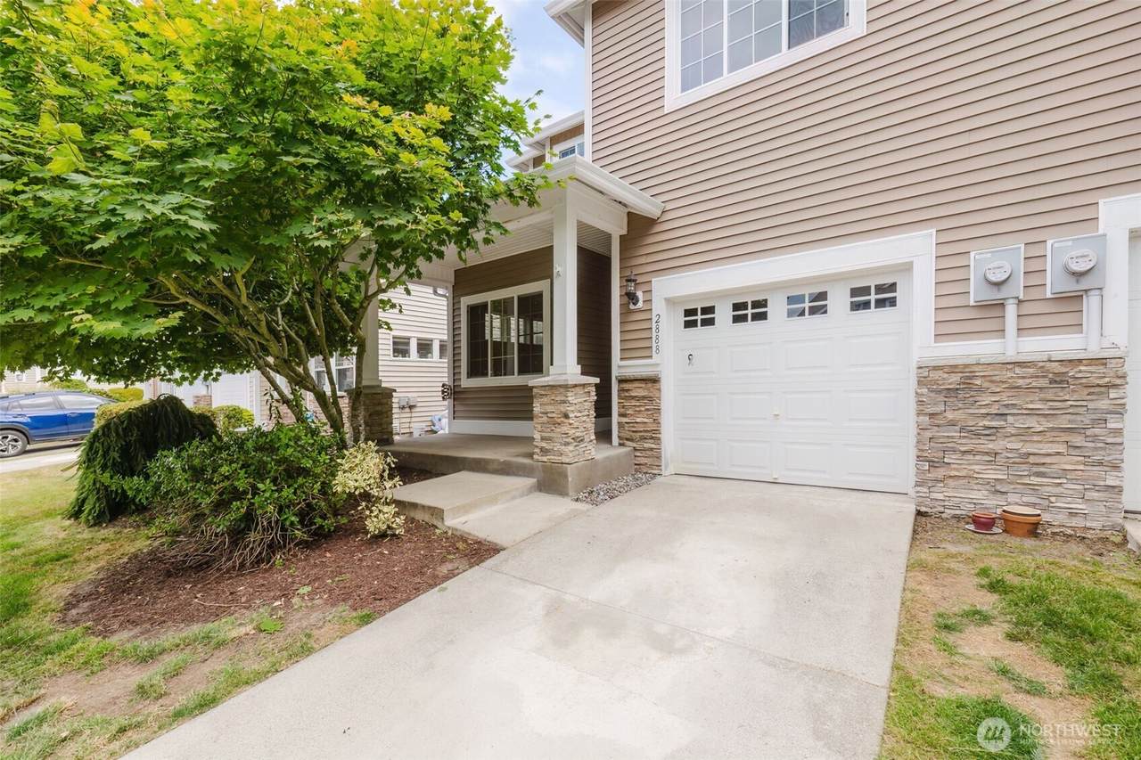 2888 Huntington Street - Photo 1