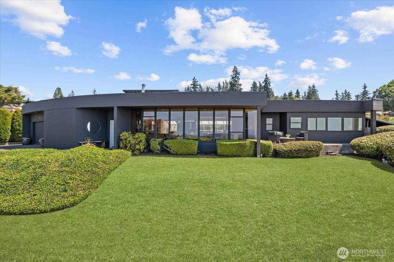 18208 Ridgefield Road - Photo 1