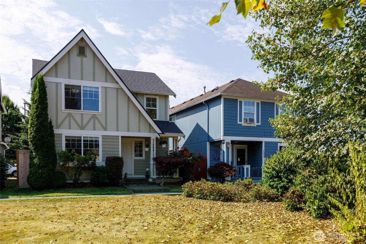 704 29th Avenue - Photo 1