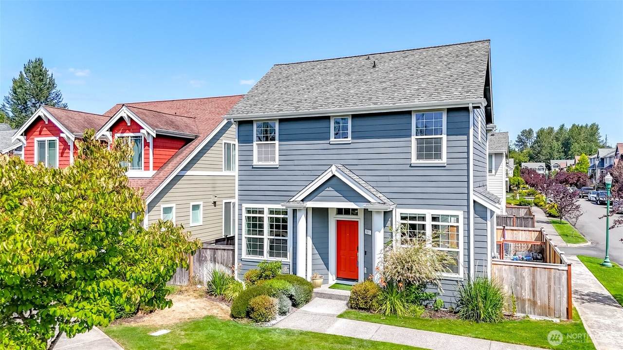 301 Wild Rose St - Photo 1