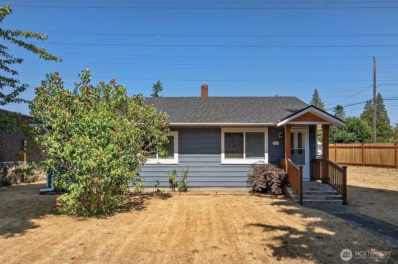 7660 126th Street - Photo 1