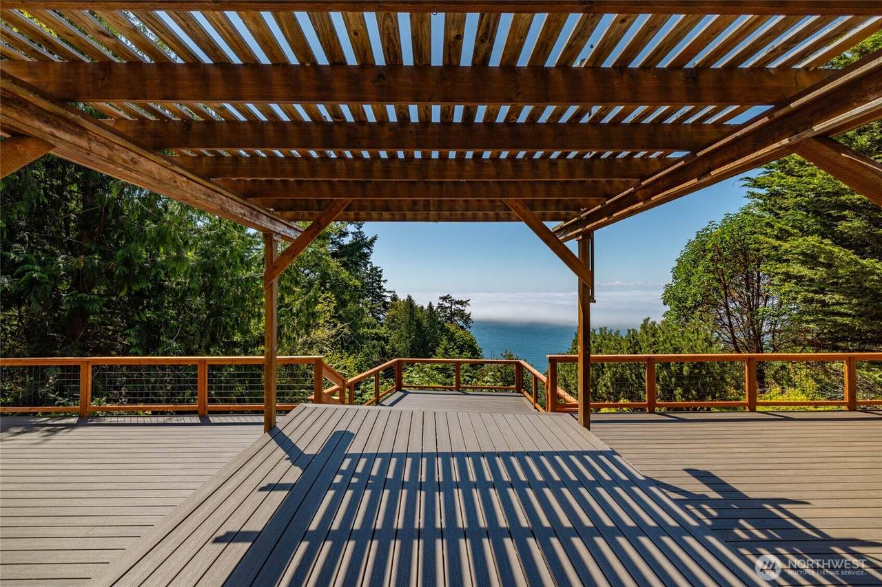 4112 Edith Point Road - Photo 1