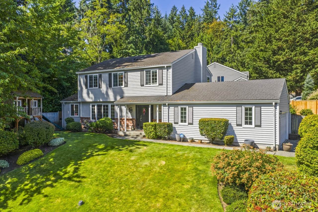 10331 184th Avenue - Photo 1