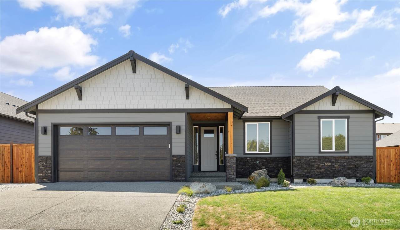 917 Shire Street - Photo 1