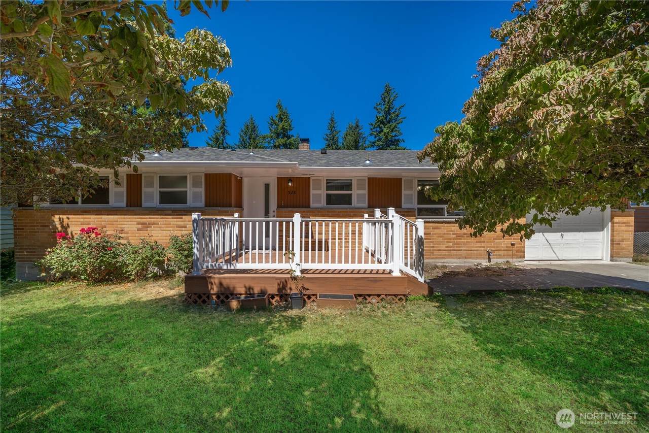 528 302nd St - Photo 1