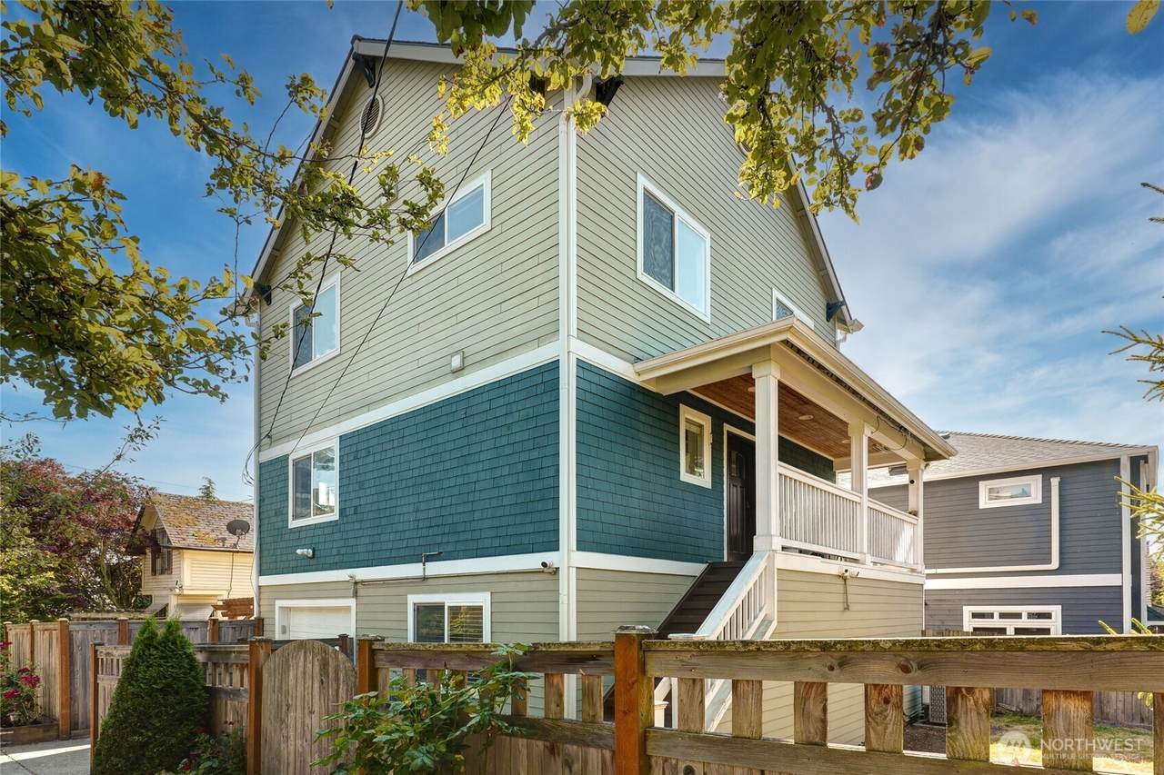 2723 King St - Photo 1