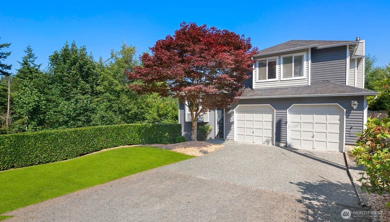 327 140th Street - Photo 1
