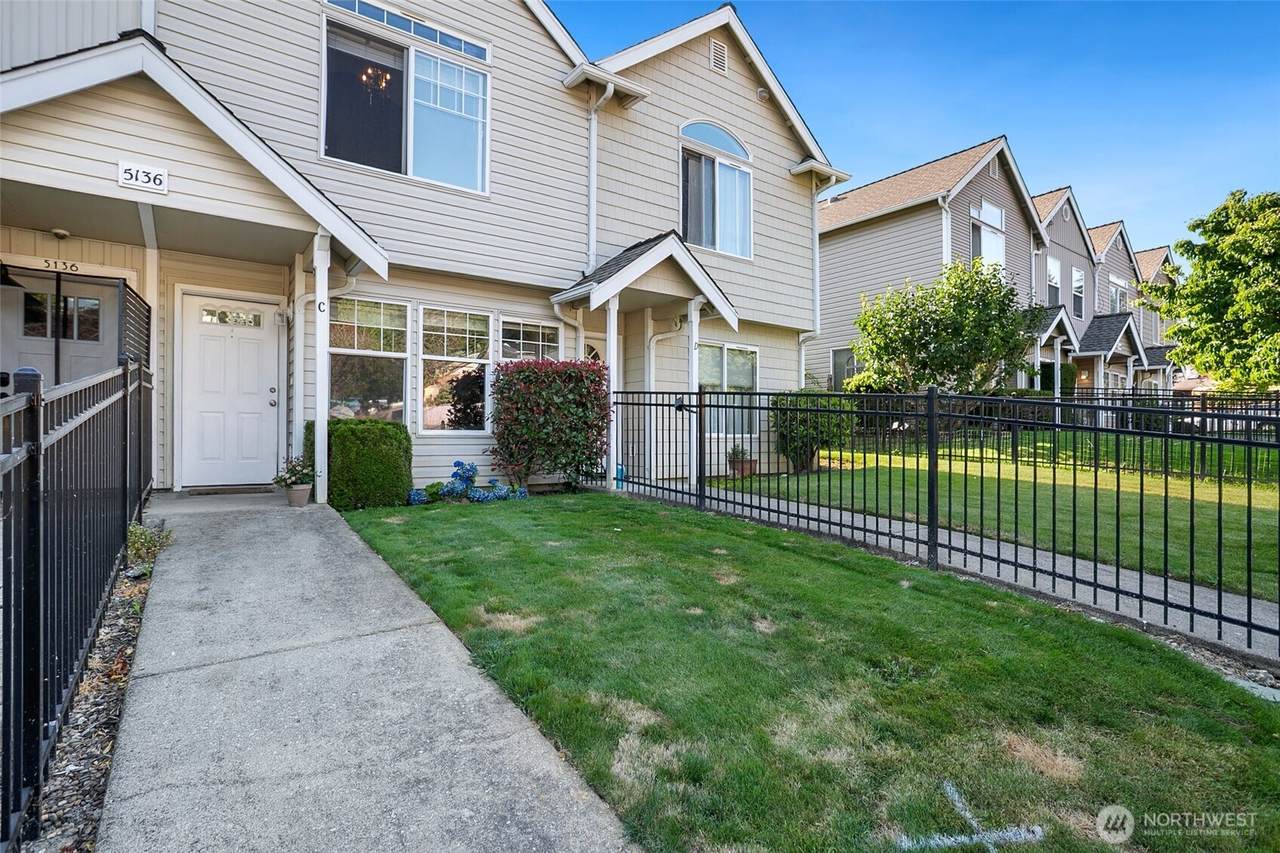 5136 Browns Point Boulevard - Photo 1