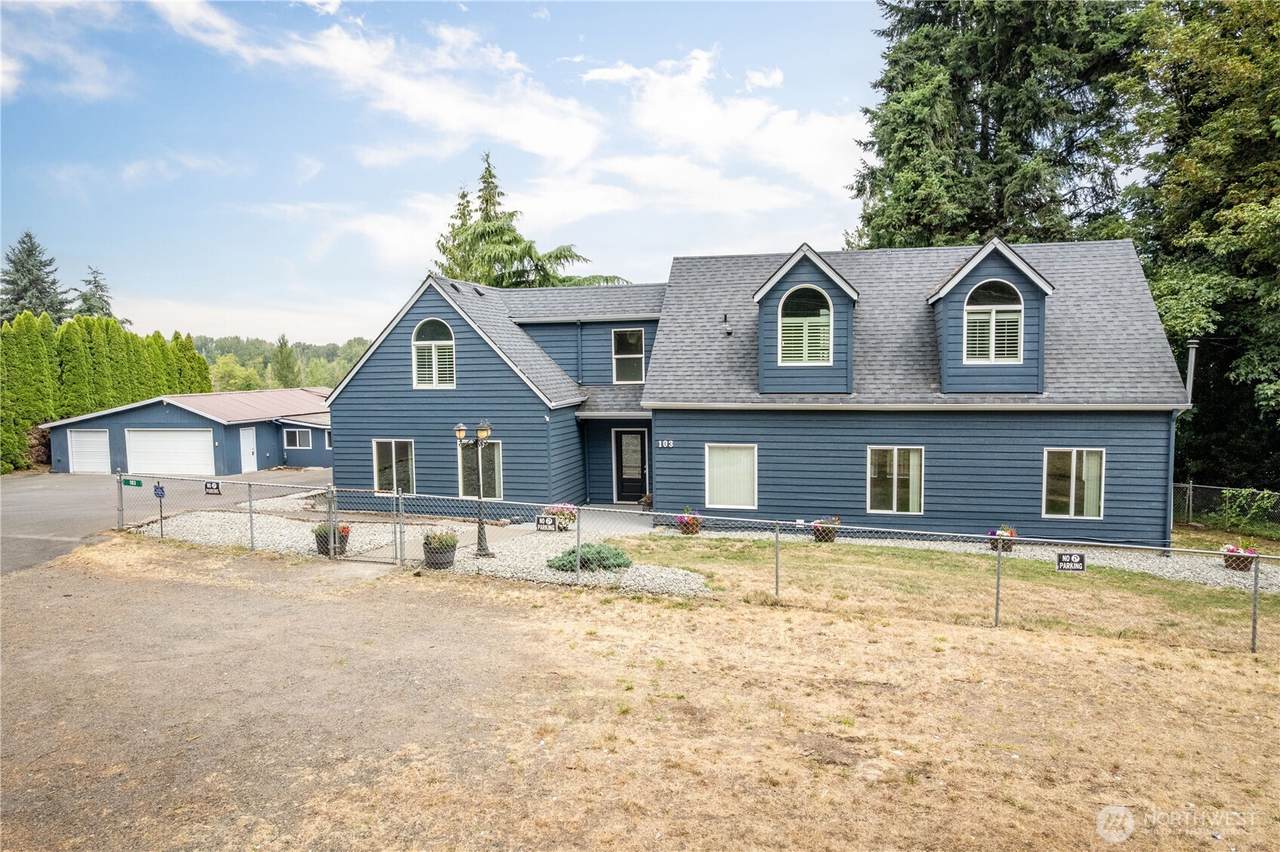 103 Carrolls Avenue - Photo 1