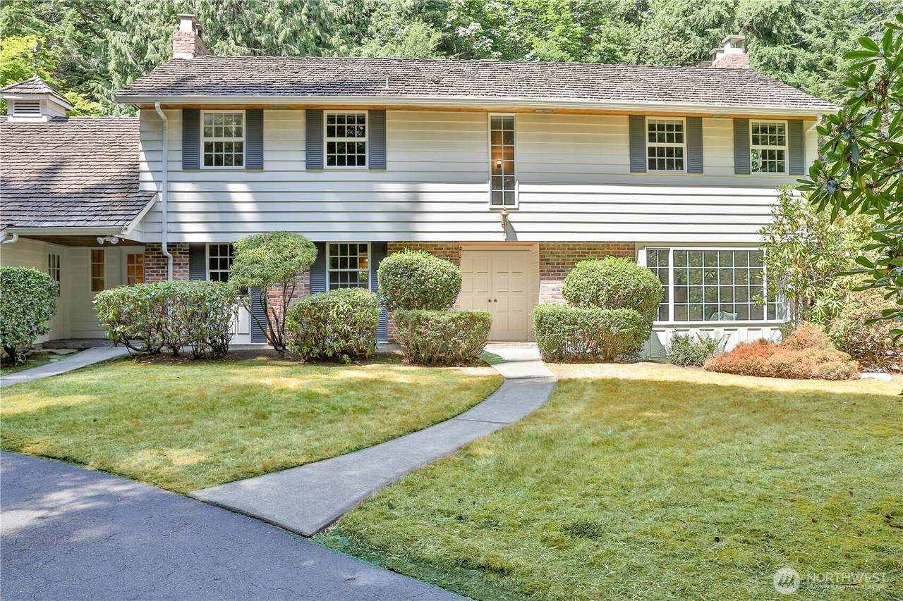 10915 Deer Drive - Photo 1