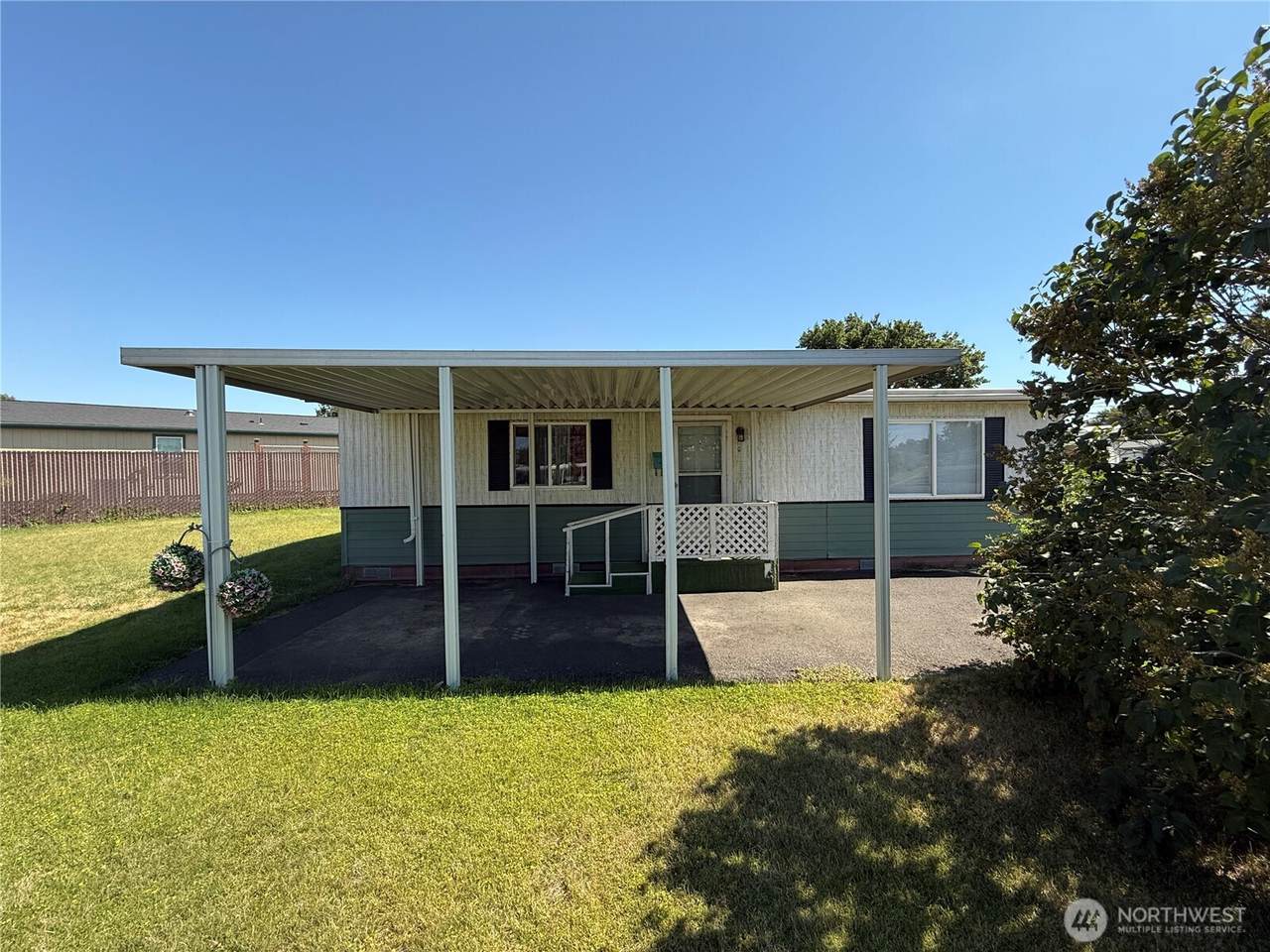 859 Mockingbird Drive - Photo 1