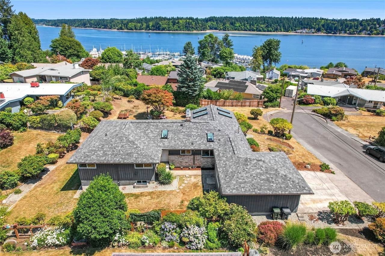 1410 Swallow Lane - Photo 1