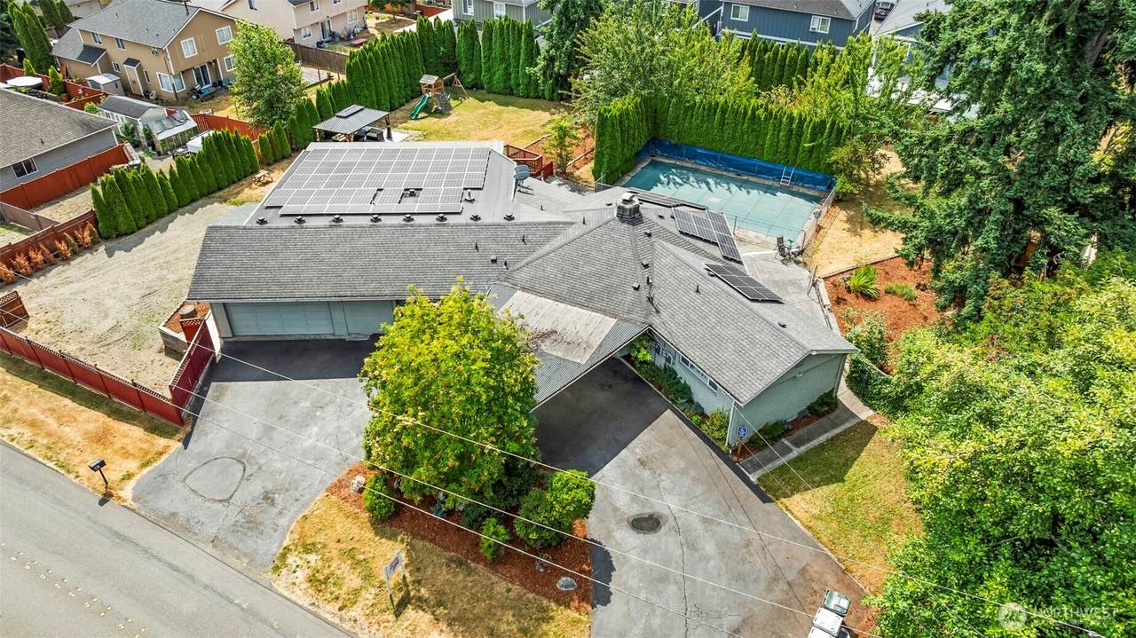 12433 264th Street - Photo 1