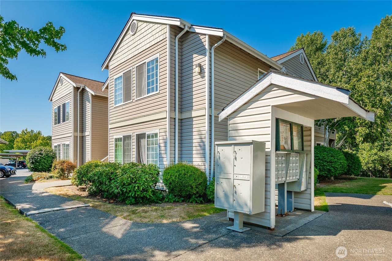 623 Horton Way - Photo 1