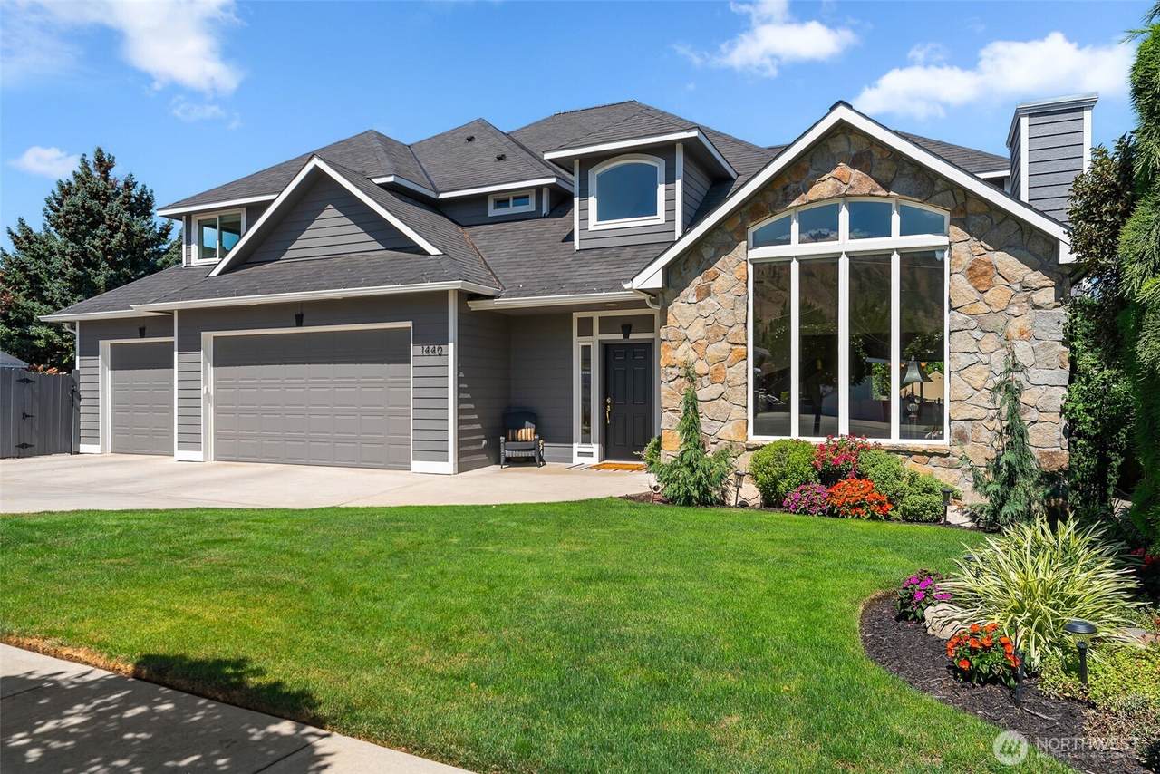 1440 John Street - Photo 1