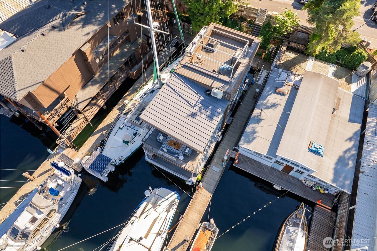 2542 Westlake Avenue - Photo 1