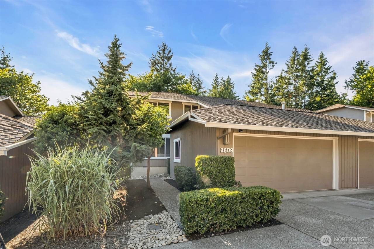 2609 175th Avenue - Photo 1
