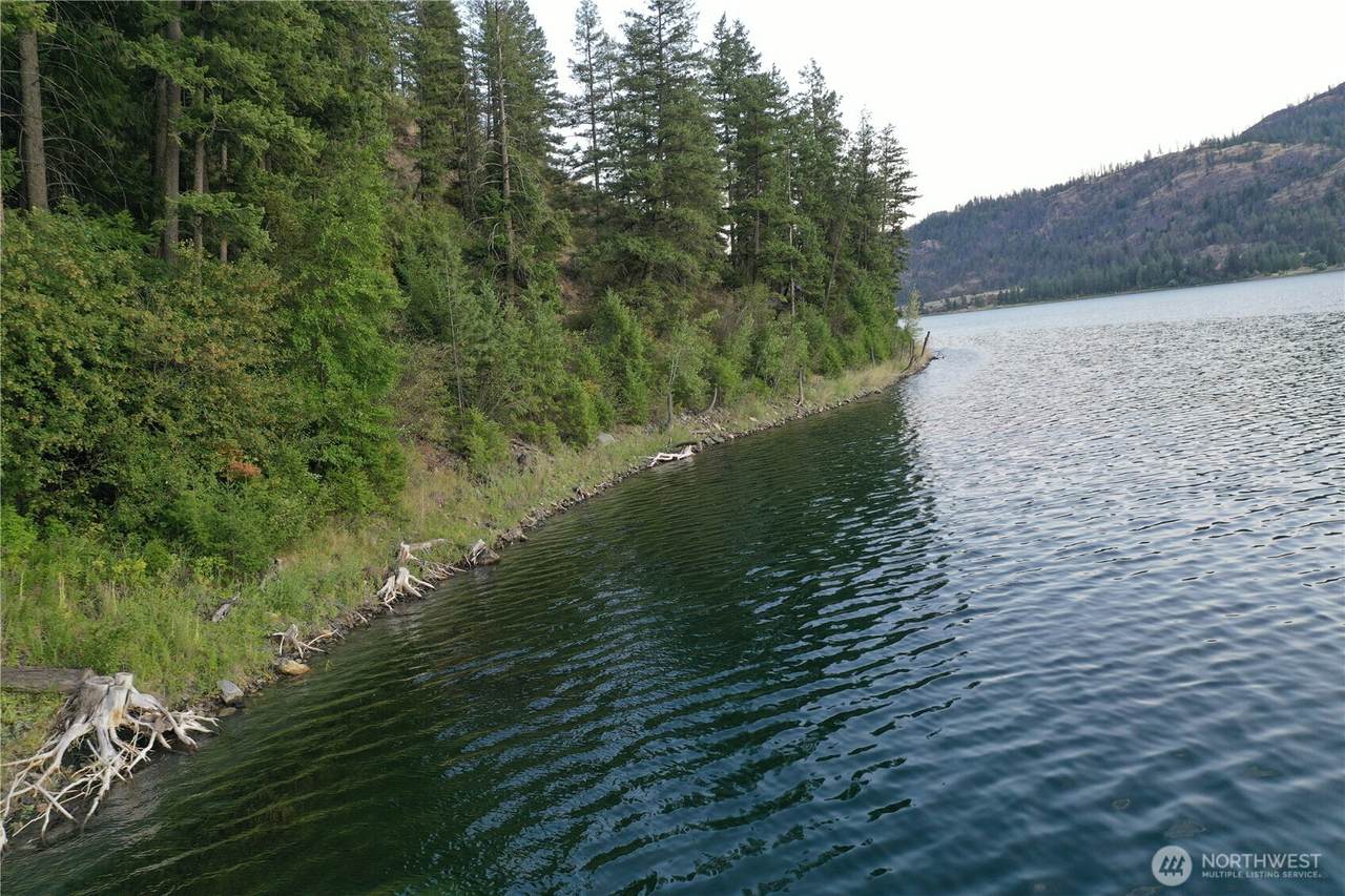 123 Lakefront Drive - Photo 1