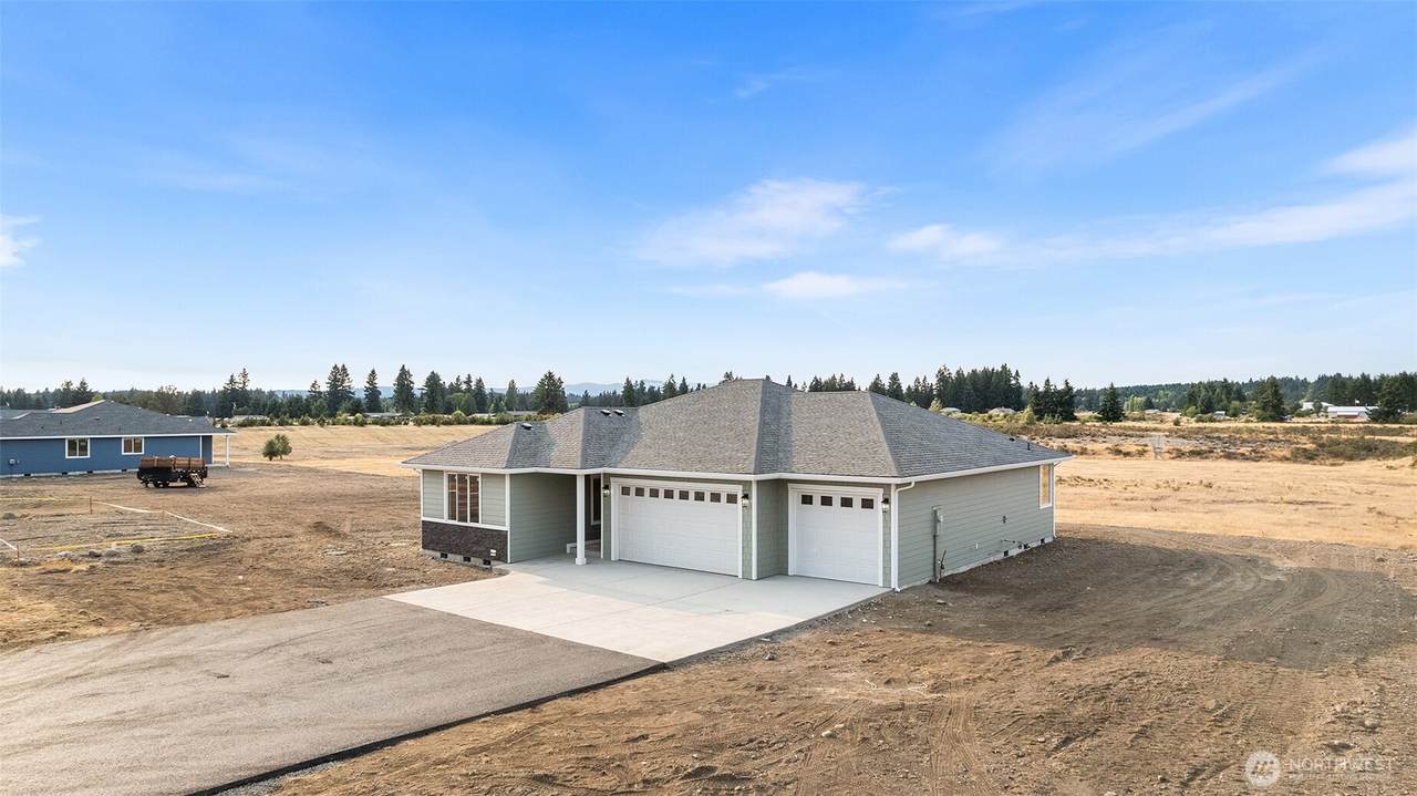 3732 169th Avenue - Photo 1