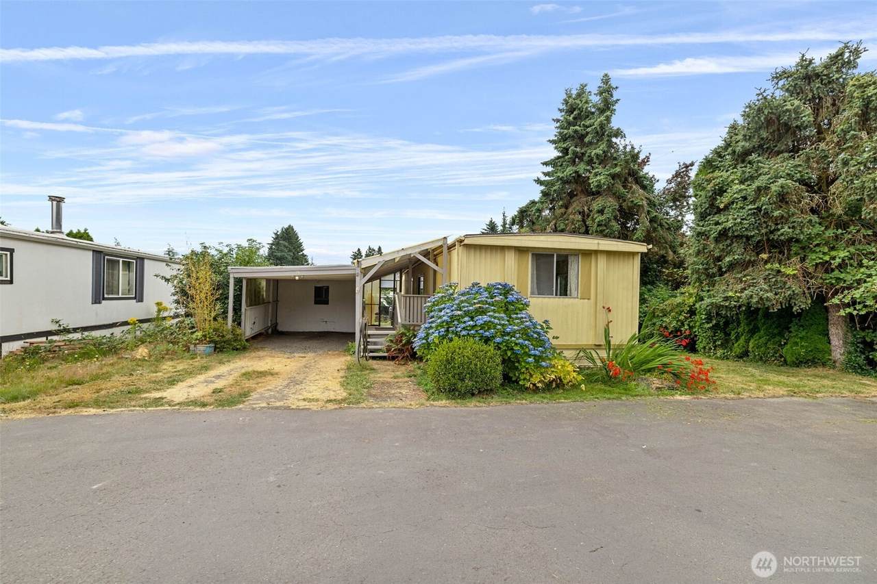 512 Berry Lake Road - Photo 1