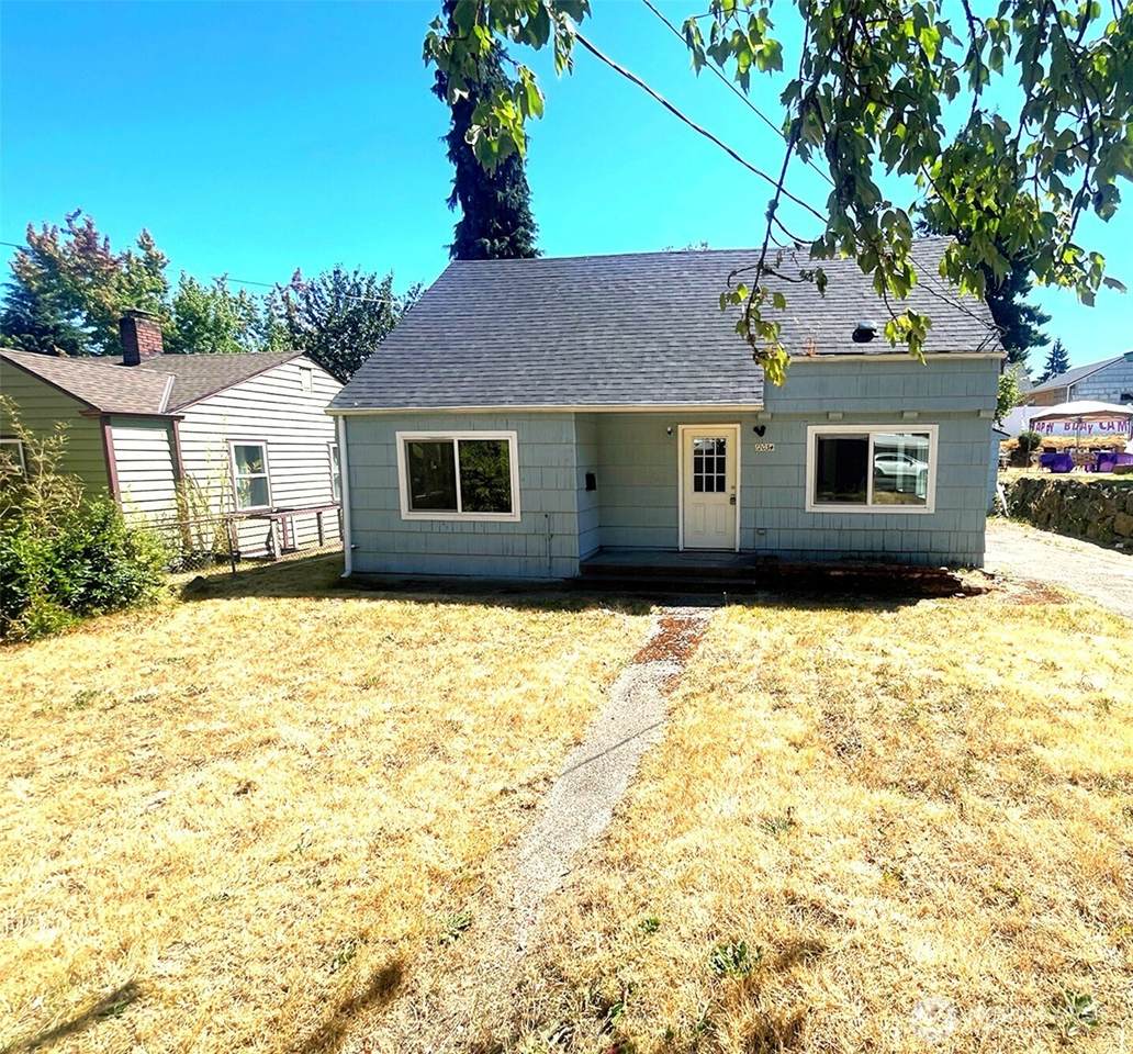 12034 68th Avenue - Photo 1