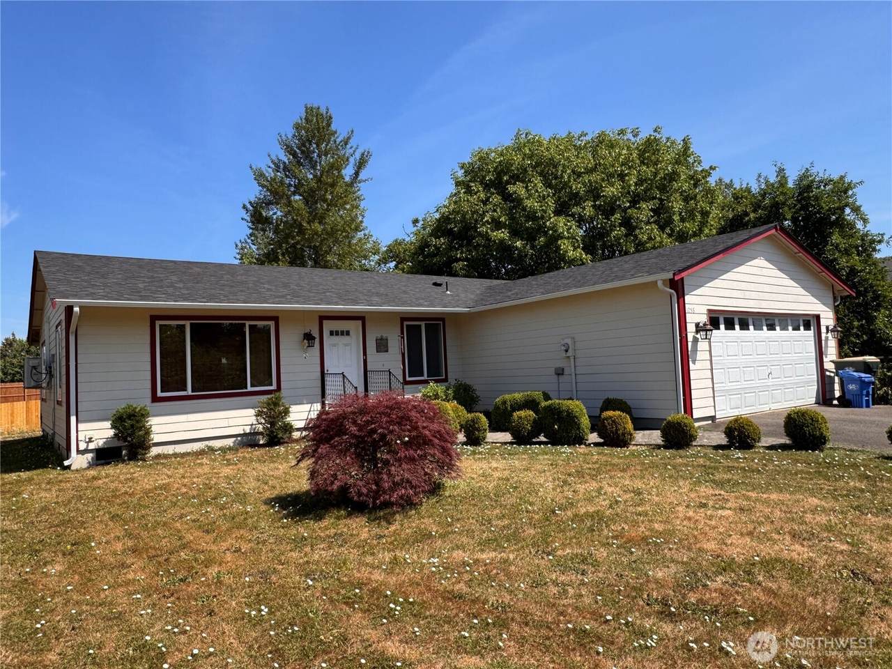 1258 Sylvenus Street - Photo 1