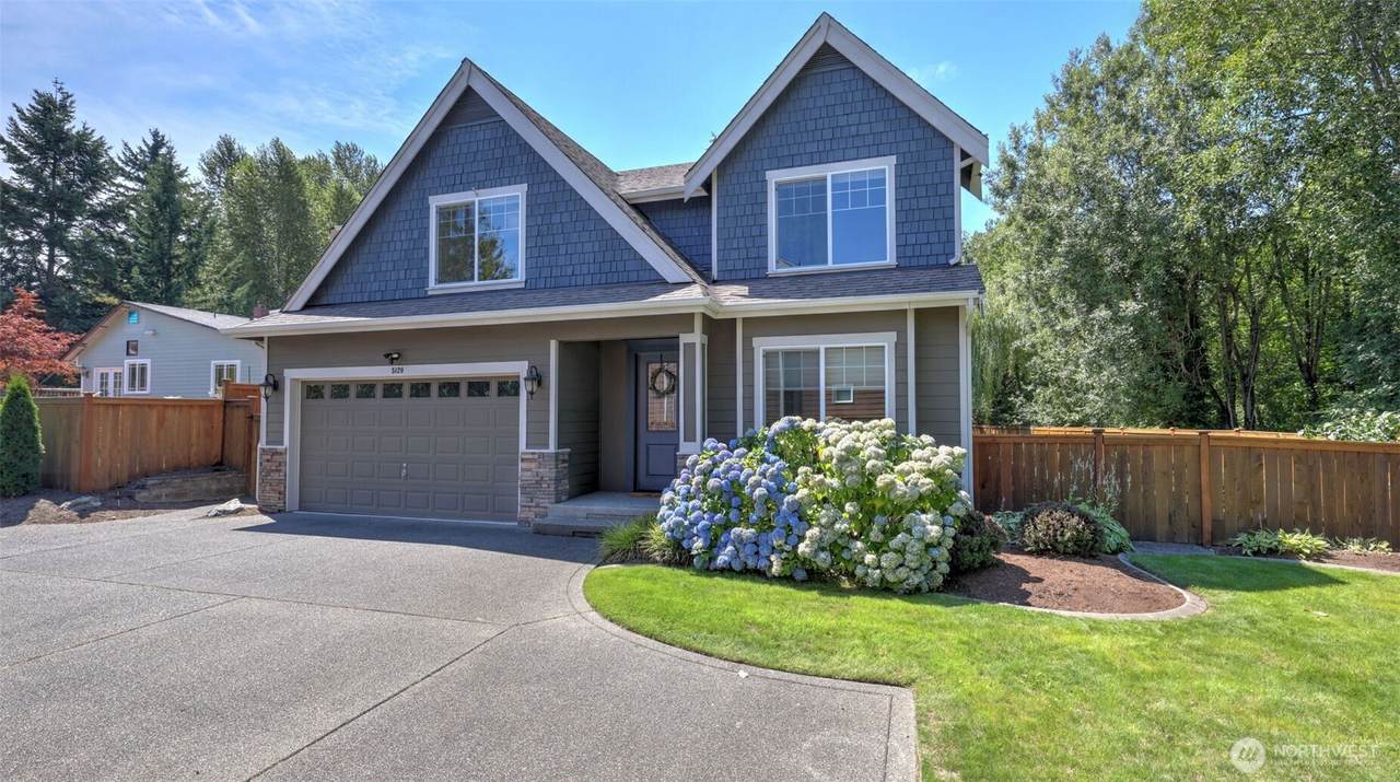 5120 9th Place - Photo 1