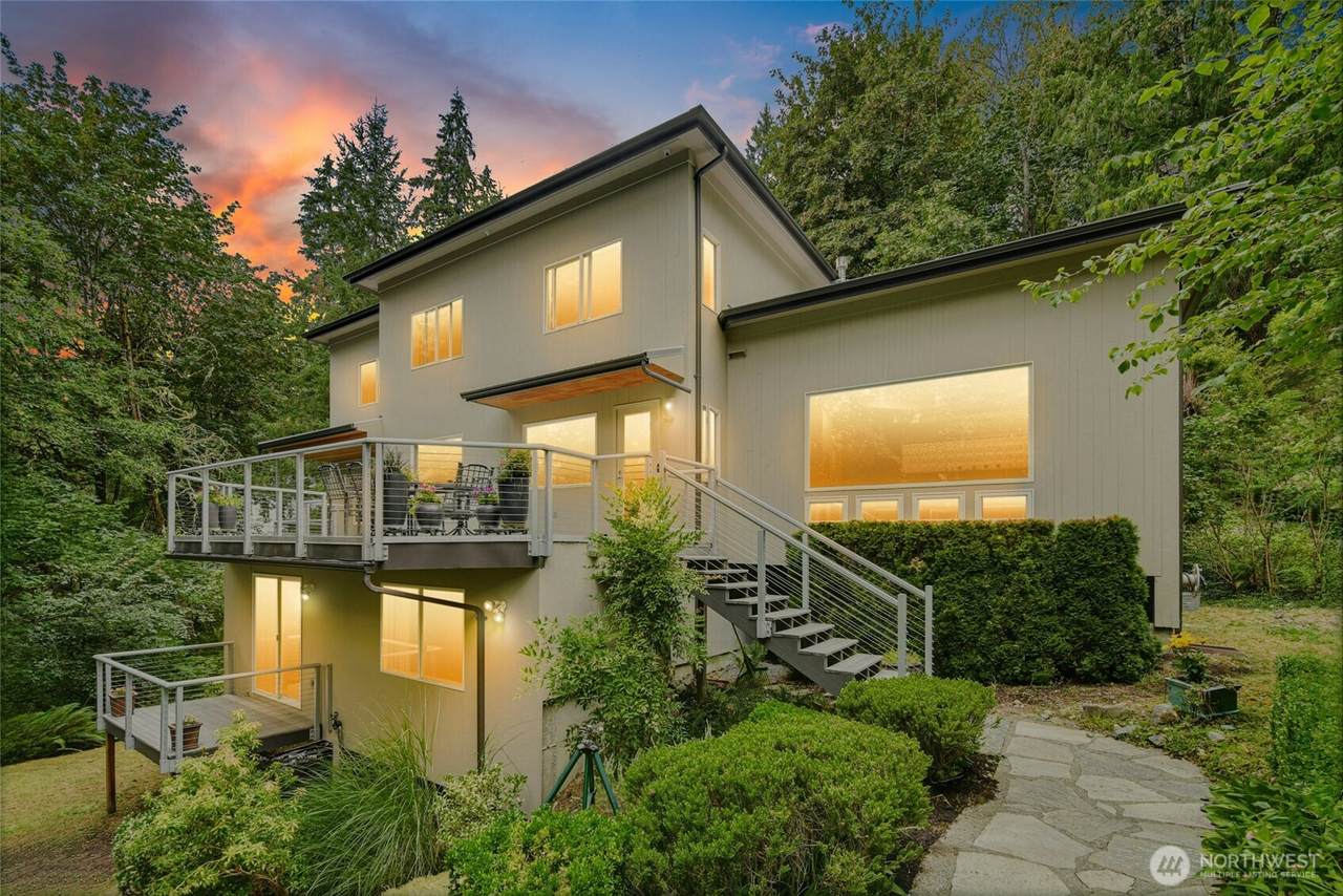 15912 252nd Avenue - Photo 1