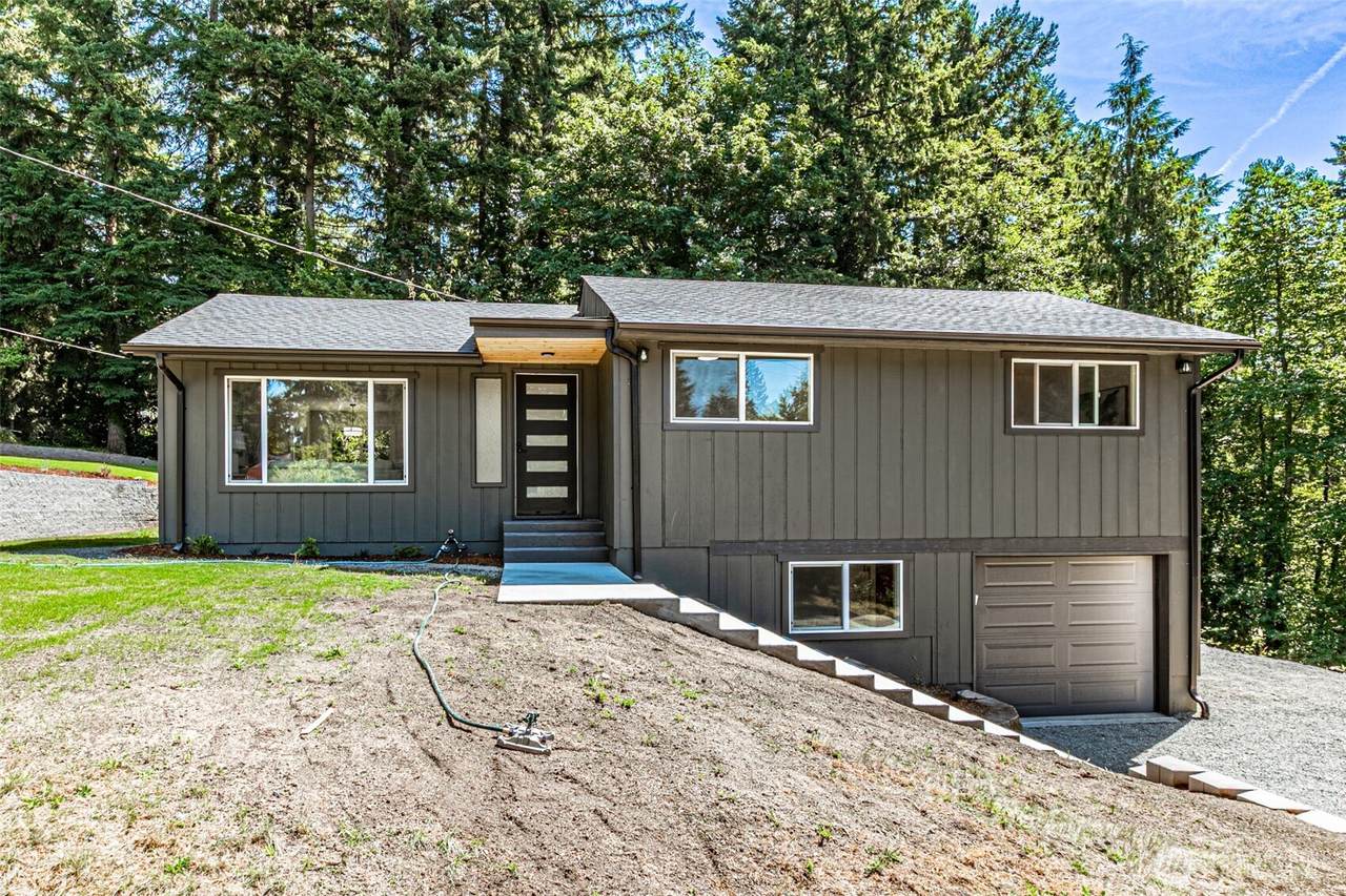 14224 180th Avenue - Photo 1