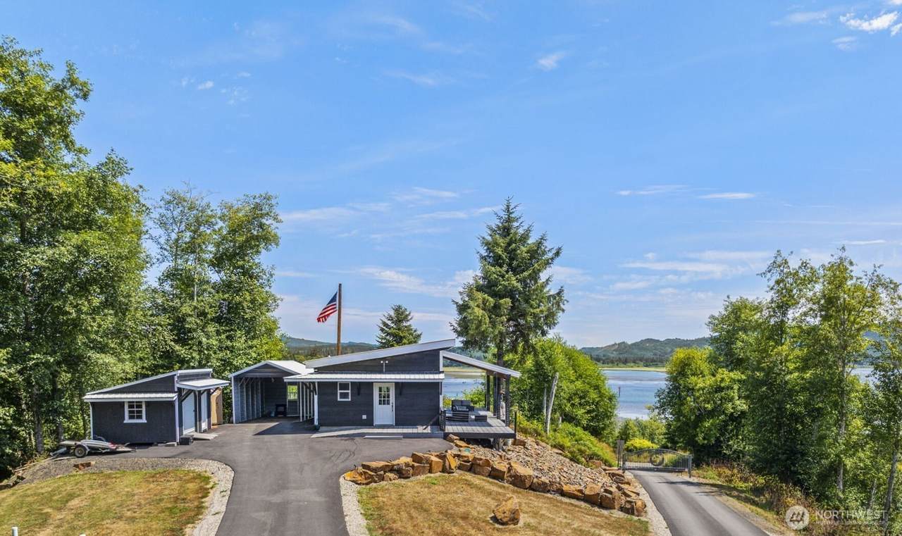 640 Oneida Road - Photo 1