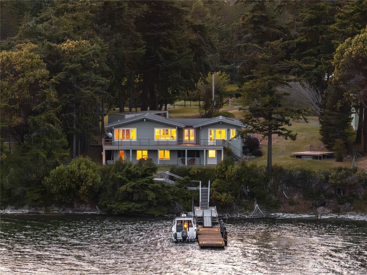 1794 Bayshore Road - Photo 1