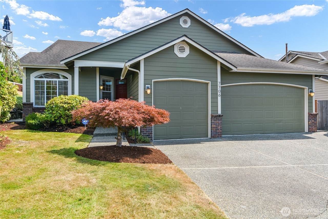 7706 72nd Street - Photo 1