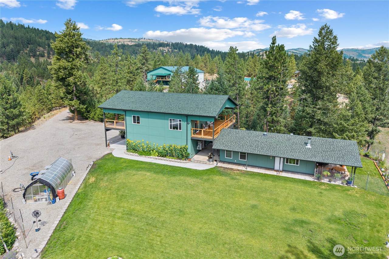 17 Miyoko Point Road - Photo 1