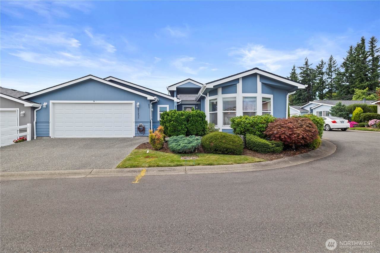 27225 217th Place - Photo 1