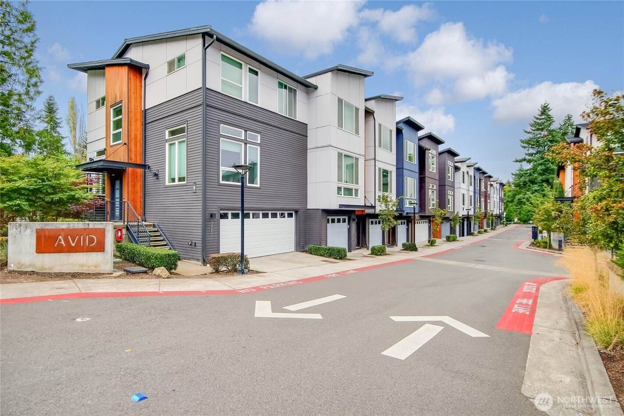 13963 15 Court - Photo 1