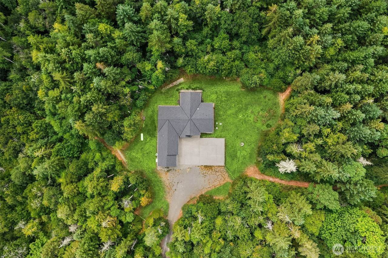 216 Cornwall Road - Photo 1